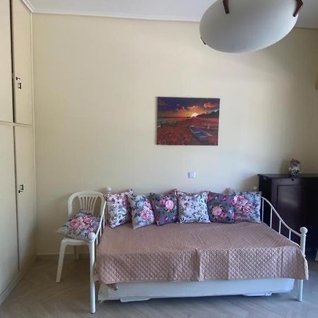 Centre Of Loutraki With Sea View Apartment Luaran gambar